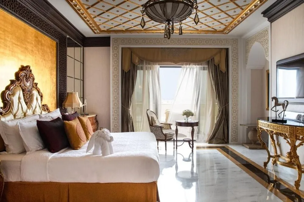 راهنمای رزو هتل پیش از خرید بلیط هواپیما تهران به امارات 